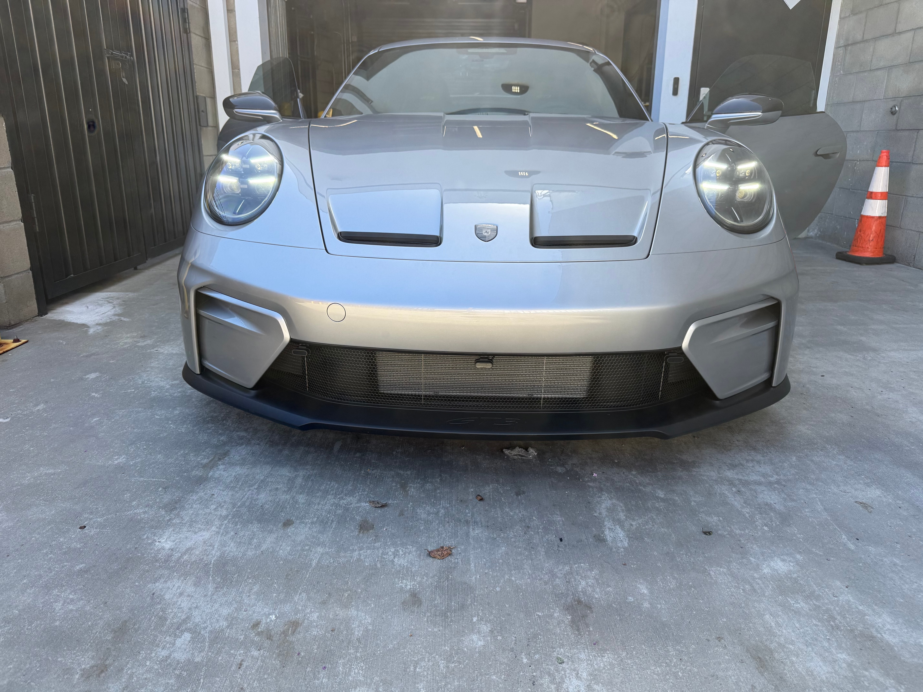 Porsche 911 GT3 with Escort ZR6 laser shifter — full front view
